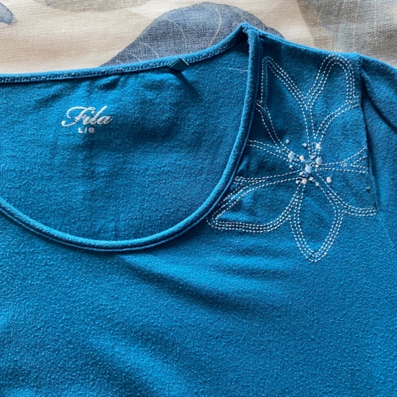 BUY 2 ITEMS GET 1 FREE - Fila Teal long sleeve T-shirt Sz L - Picture 3 of 8